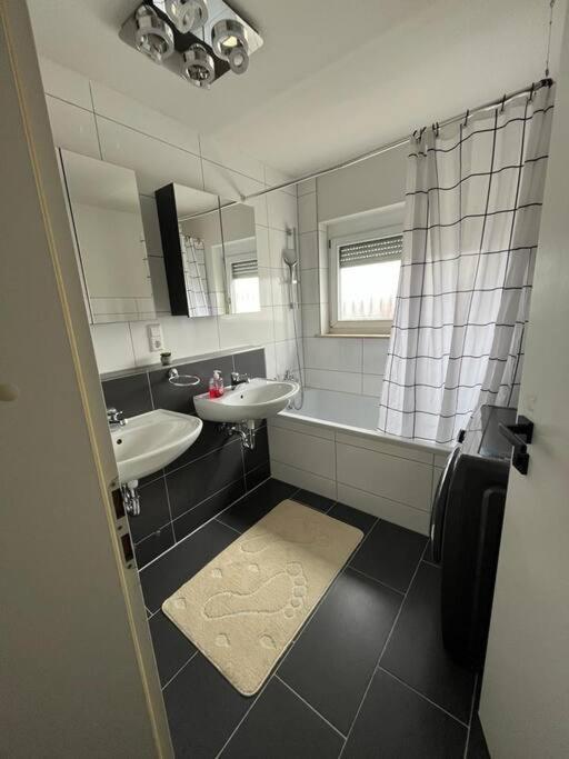 Ferienwohnung Outletcity Metzingen Metzingen  Exterior foto